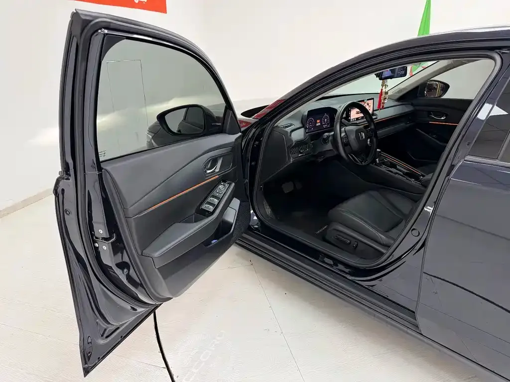 Honda Accord — фото 2