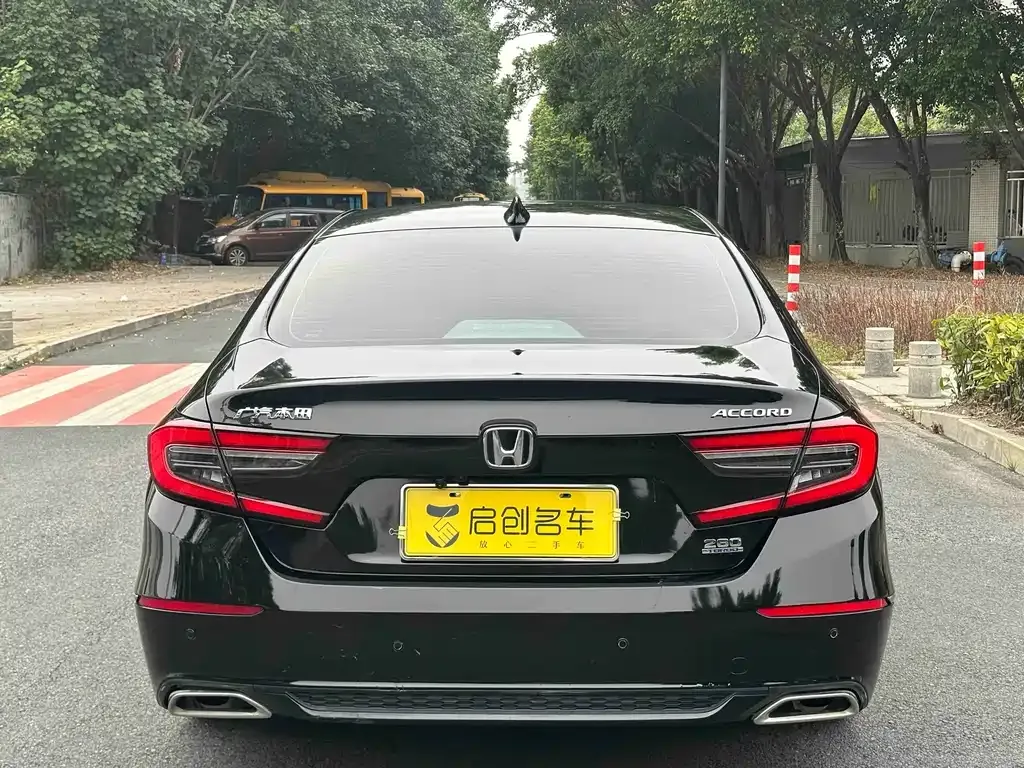 Honda Accord 2023 из CN, фото 2