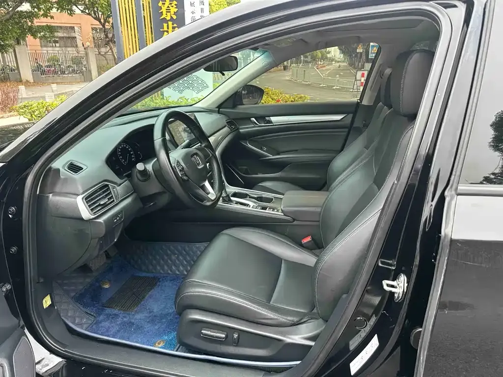 Honda Accord 2023 из CN, фото 9