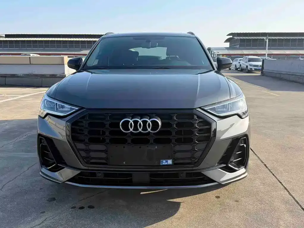 Audi Q3 — фото 3
