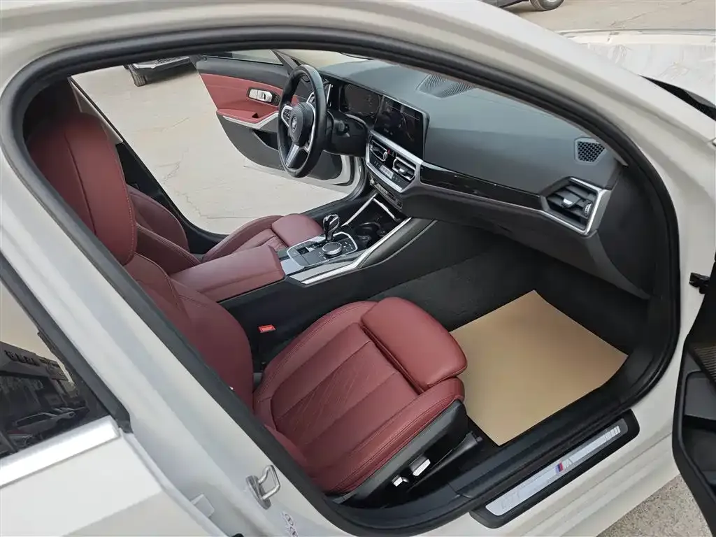 BMW 3 Series 2022 из CN, фото 7