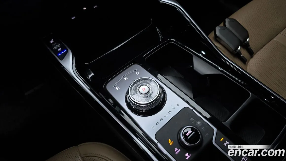 Kia Sorento — фото 7