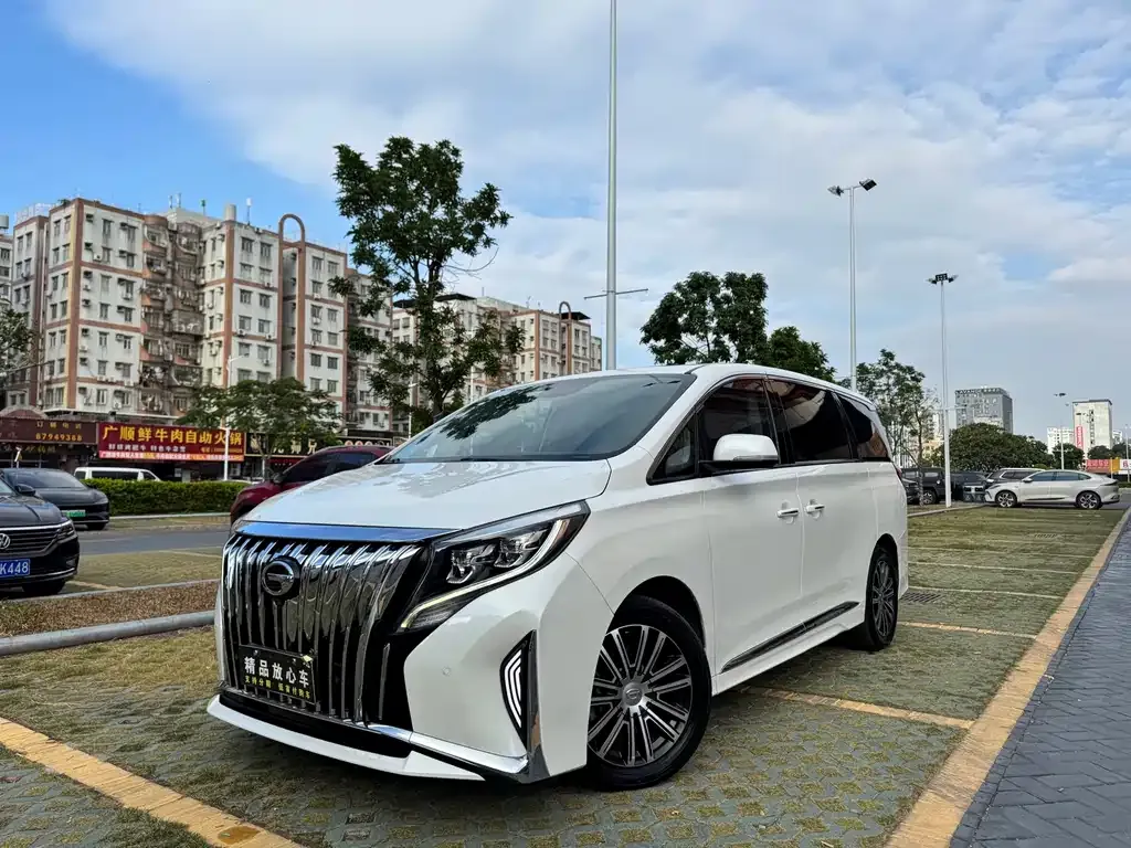 GAC Motor Trumpchi M8 — фото 1