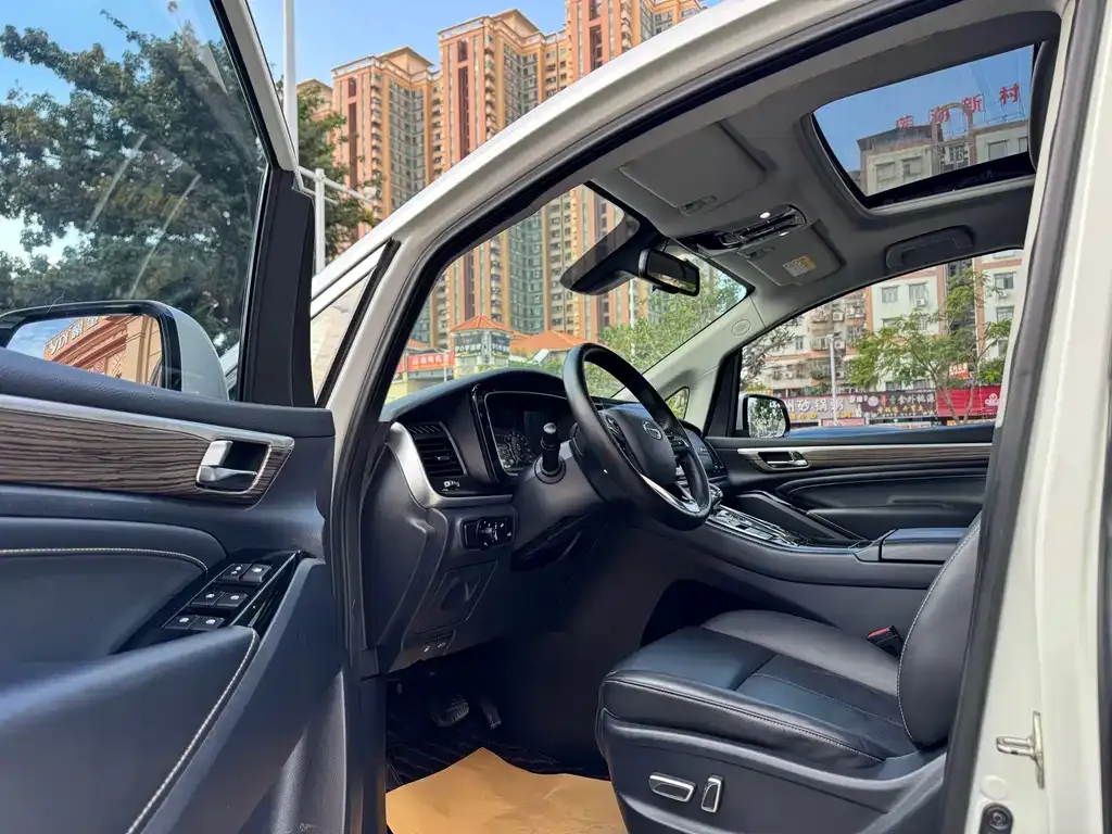 GAC Motor Trumpchi M8 — фото 8