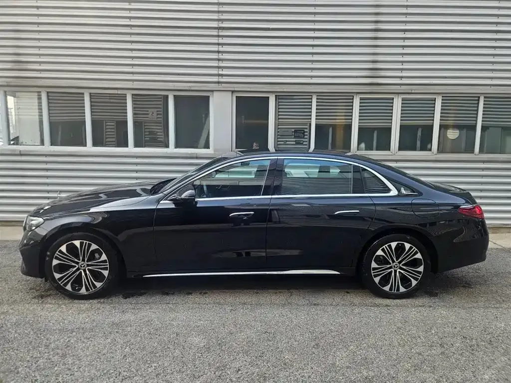 Mercedes-Benz E-Class New Energy — фото 5