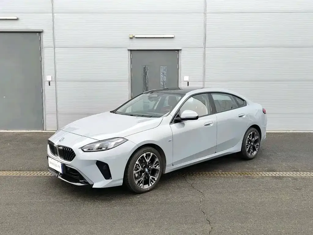 BMW 2 Series — фото 1