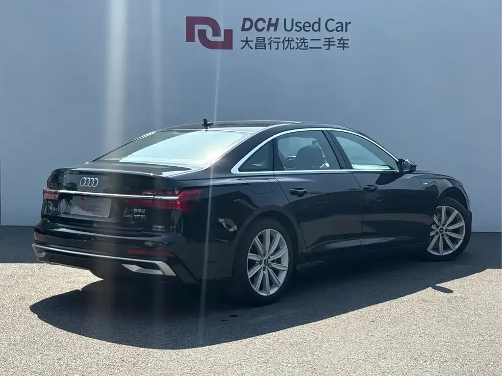 Audi A6L — фото 10