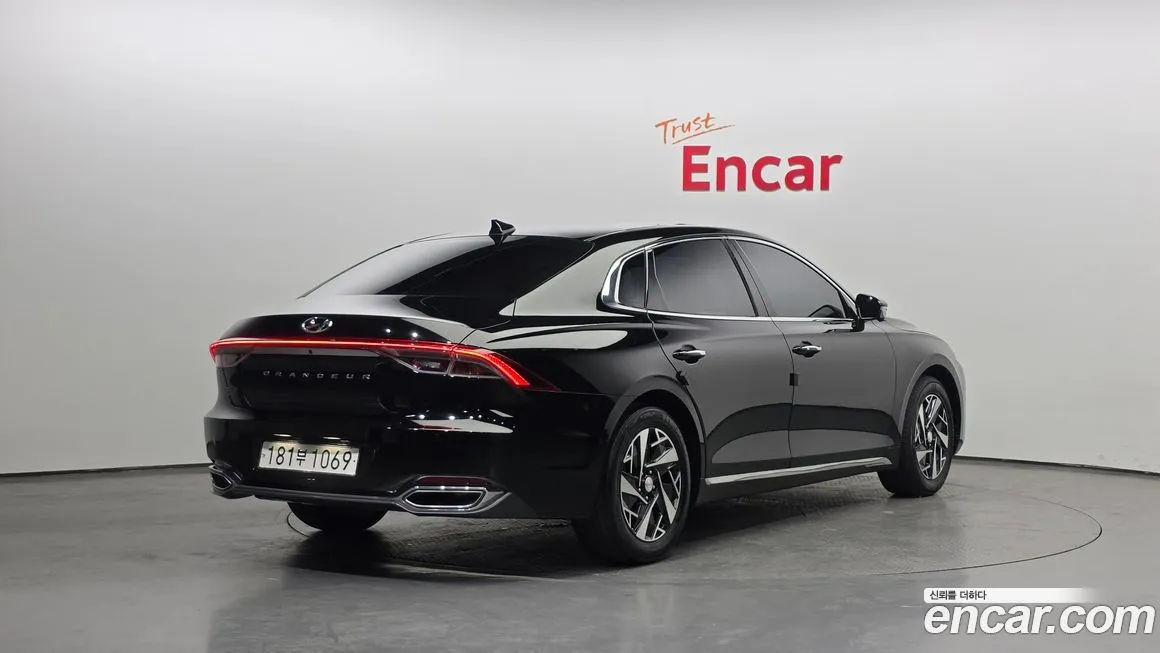 Hyundai Grandeur 2023 из KR, фото 2