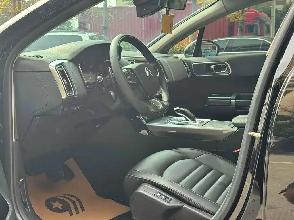 Citroen C6 2022 из CN, фото 4