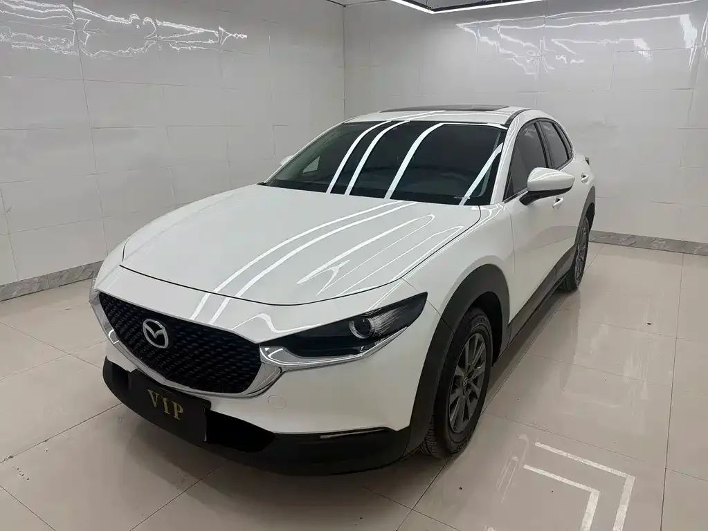 Mazda CX-30 — фото 1