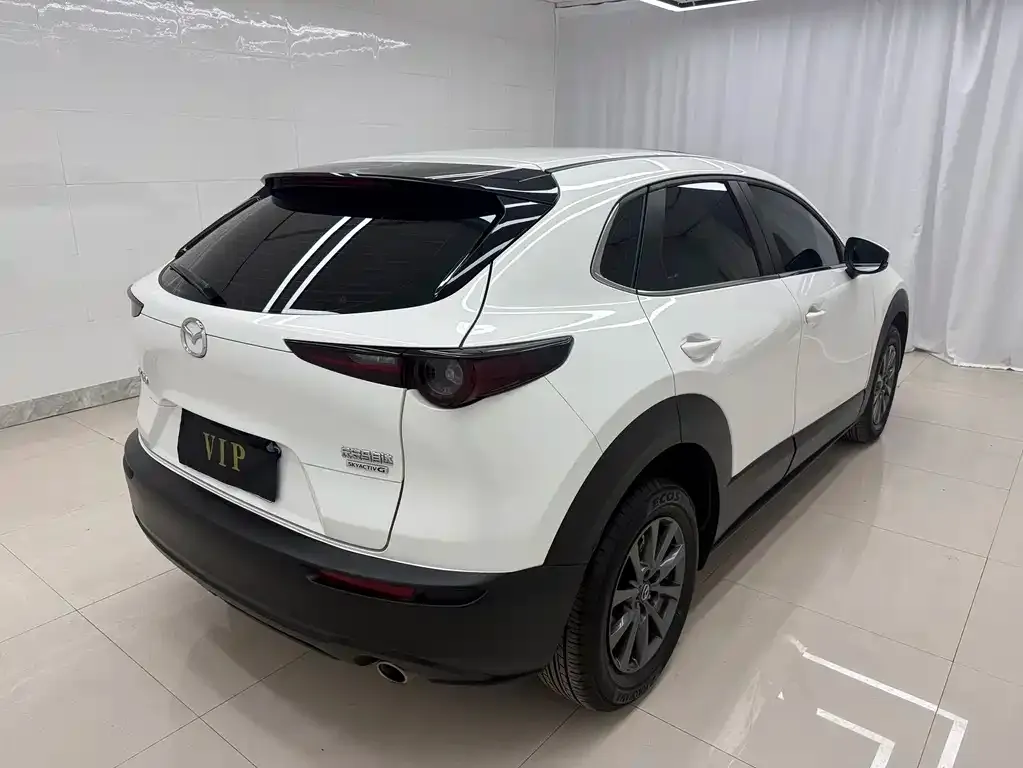 Mazda CX-30 — фото 10