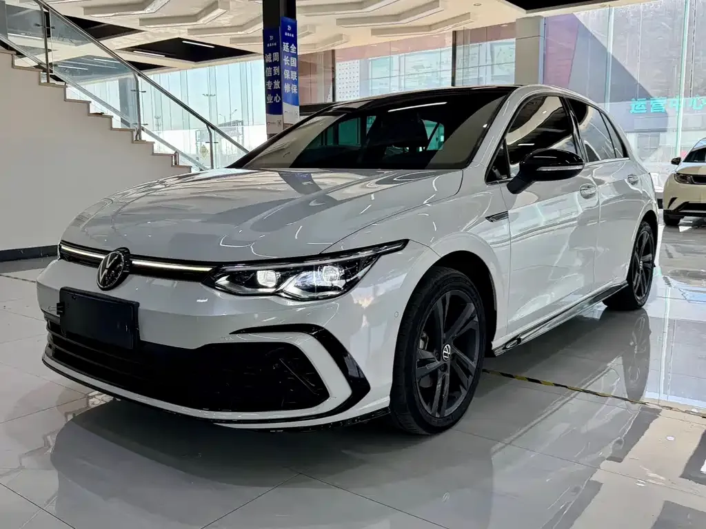Volkswagen Golf 2021 из CN, фото 1