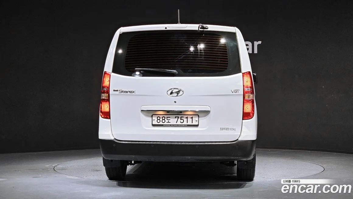 Hyundai Starex — фото 2