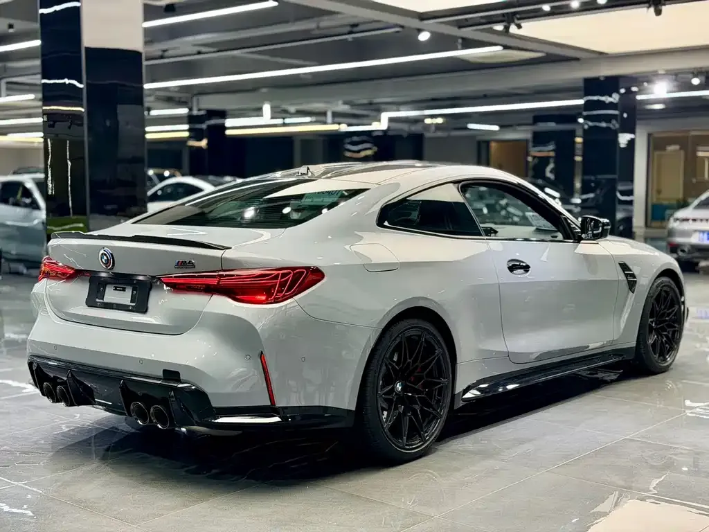 BMW M4 2025 из CN, фото 10
