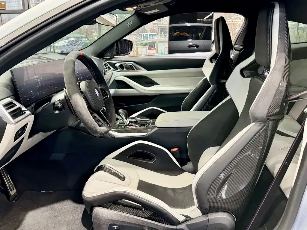 BMW M4 2025 из CN, фото 6