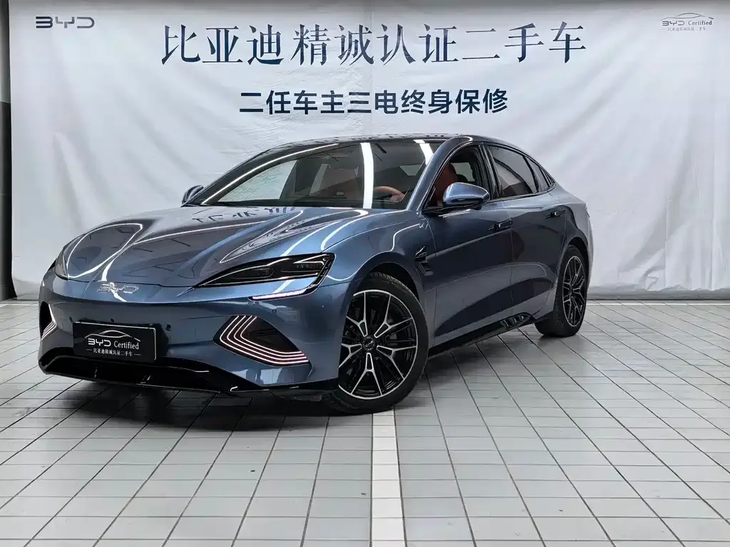 BYD Seal — фото 1