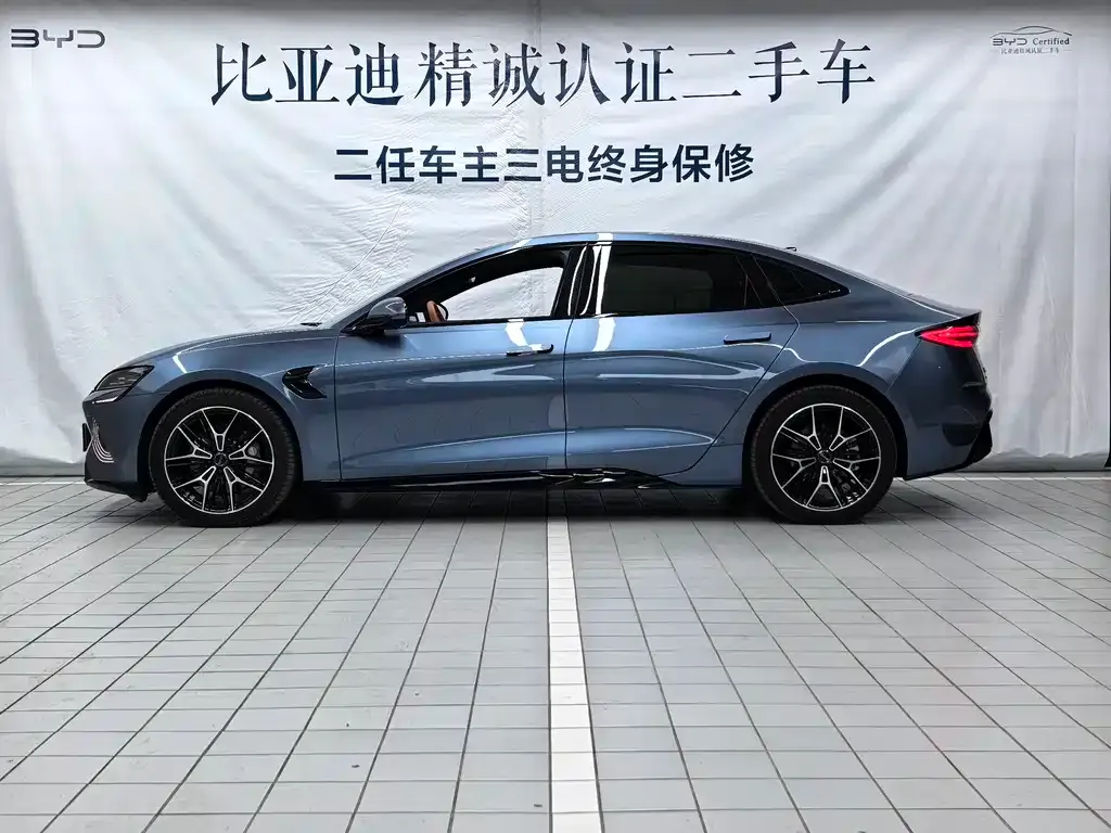 BYD Seal — фото 6
