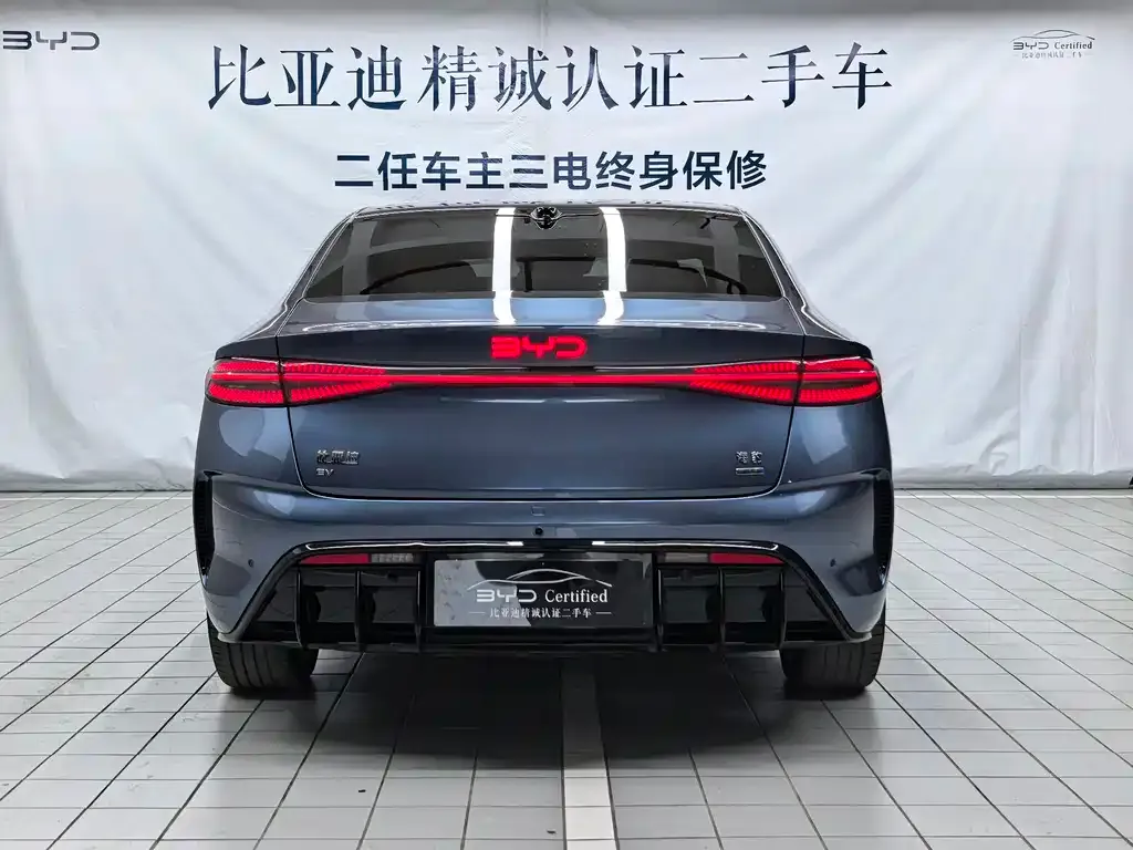 BYD Seal — фото 7