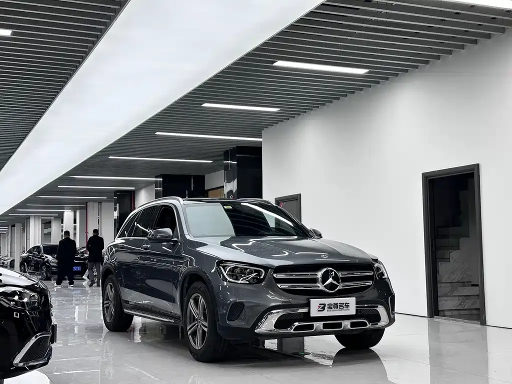 Mercedes-Benz GLC — фото 4