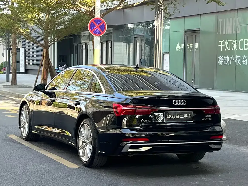 Audi A6L — фото 7