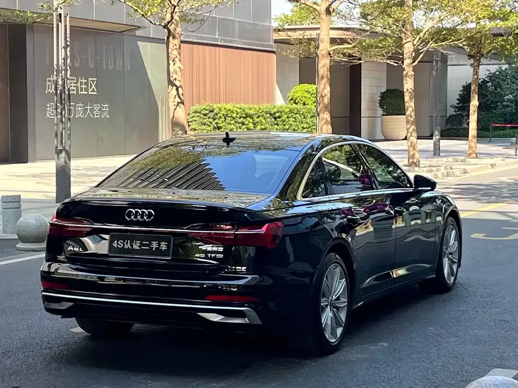 Audi A6L — фото 4