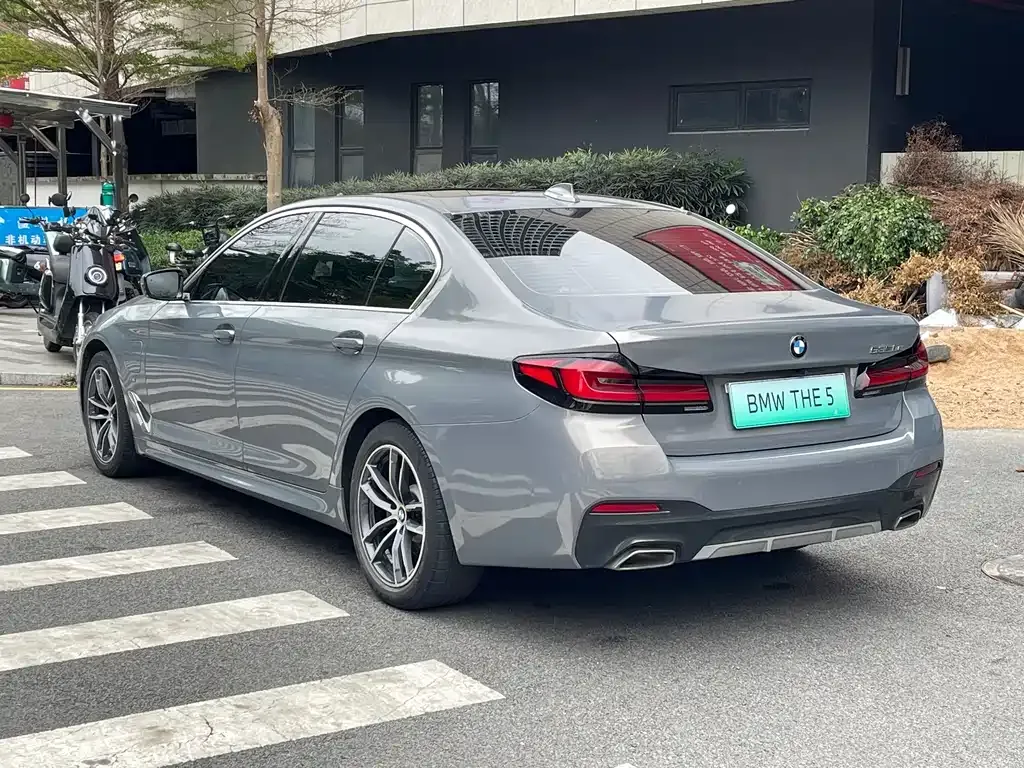BMW 5 Series New Energy — фото 5