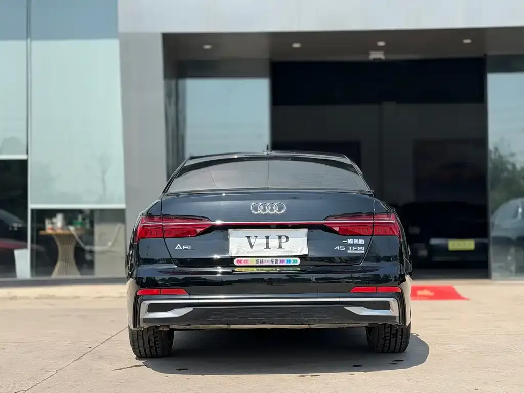 Audi A6L 2024 из CN, фото 8