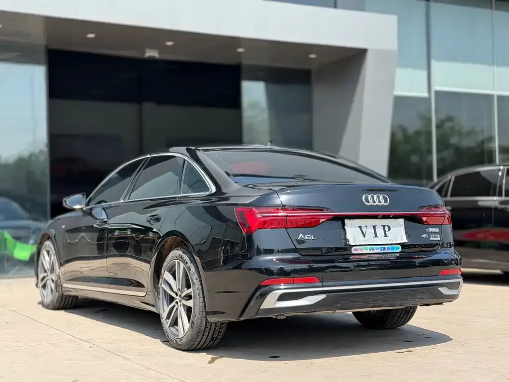 Audi A6L 2024 из CN, фото 4