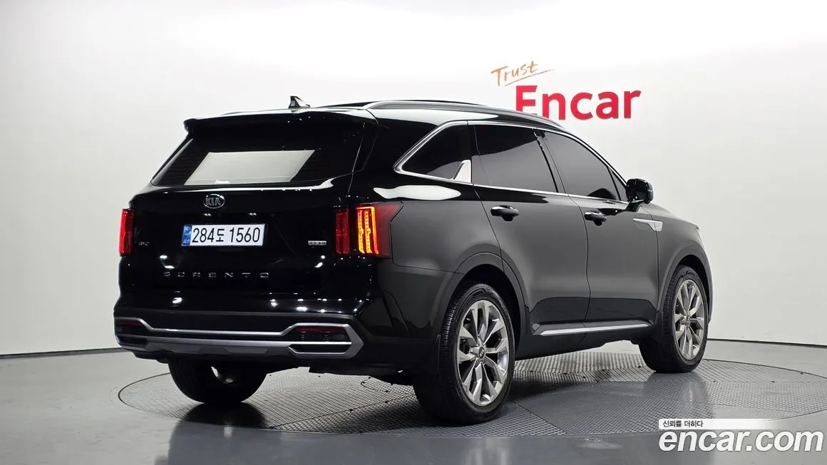 Kia Sorento — фото 4