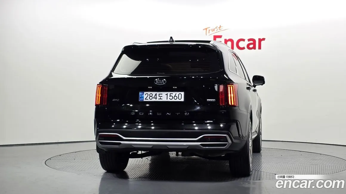 Kia Sorento — фото 3