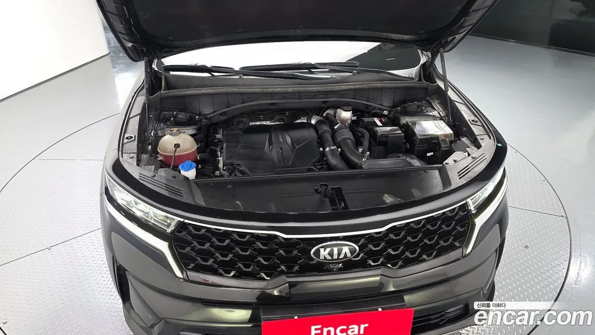 Kia Sorento — фото 8