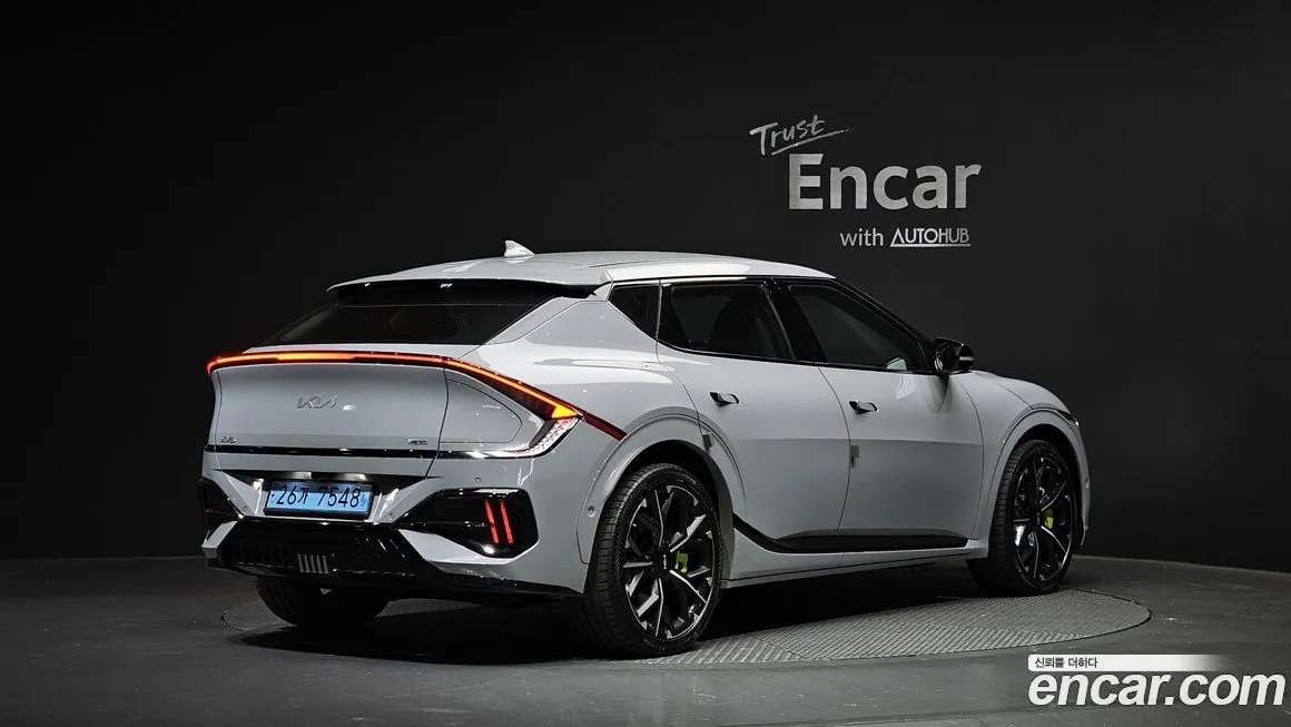 Kia EV6 — фото 2