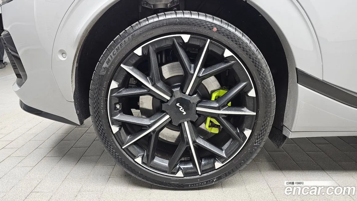 Kia EV6 — фото 4