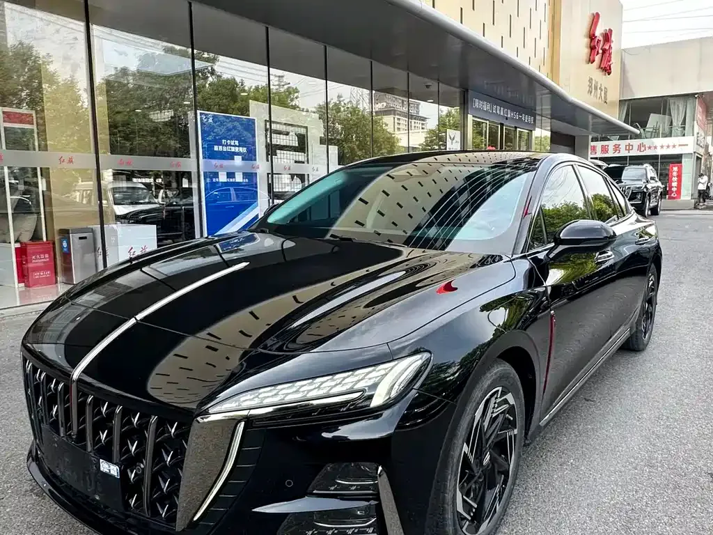 Hongqi H6