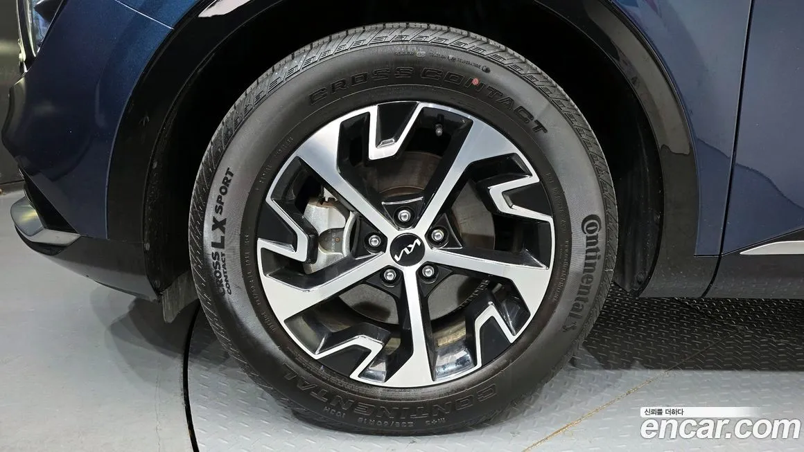 Kia Sportage — фото 10