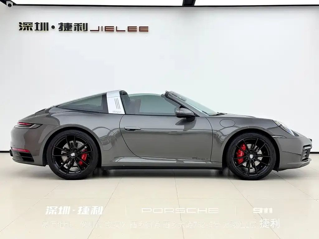 Porsche 911 2021 из CN, фото 2