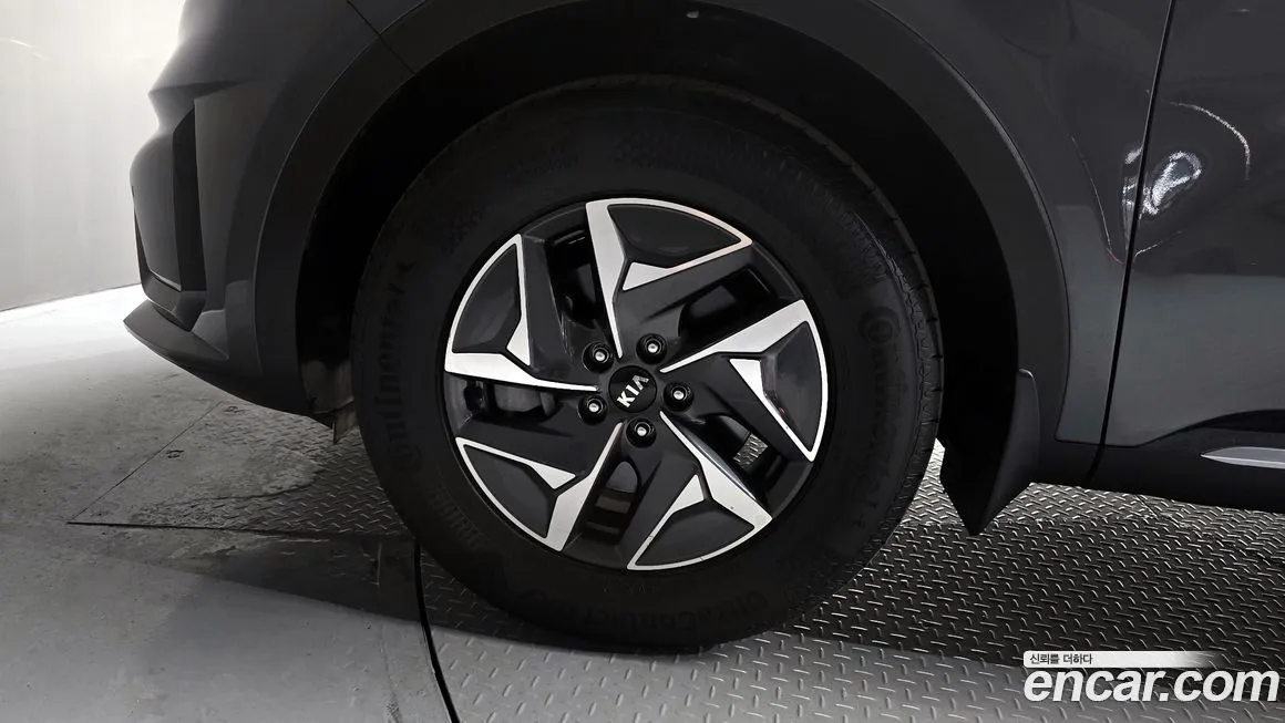 Kia Sorento — фото 7
