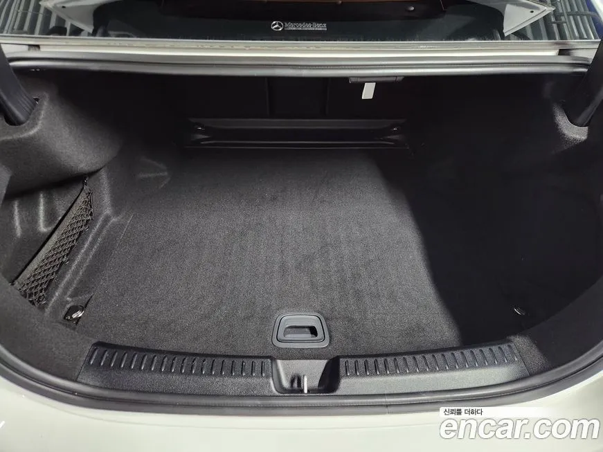 Mercedes-Benz E-Class 2025 из KR, фото 5