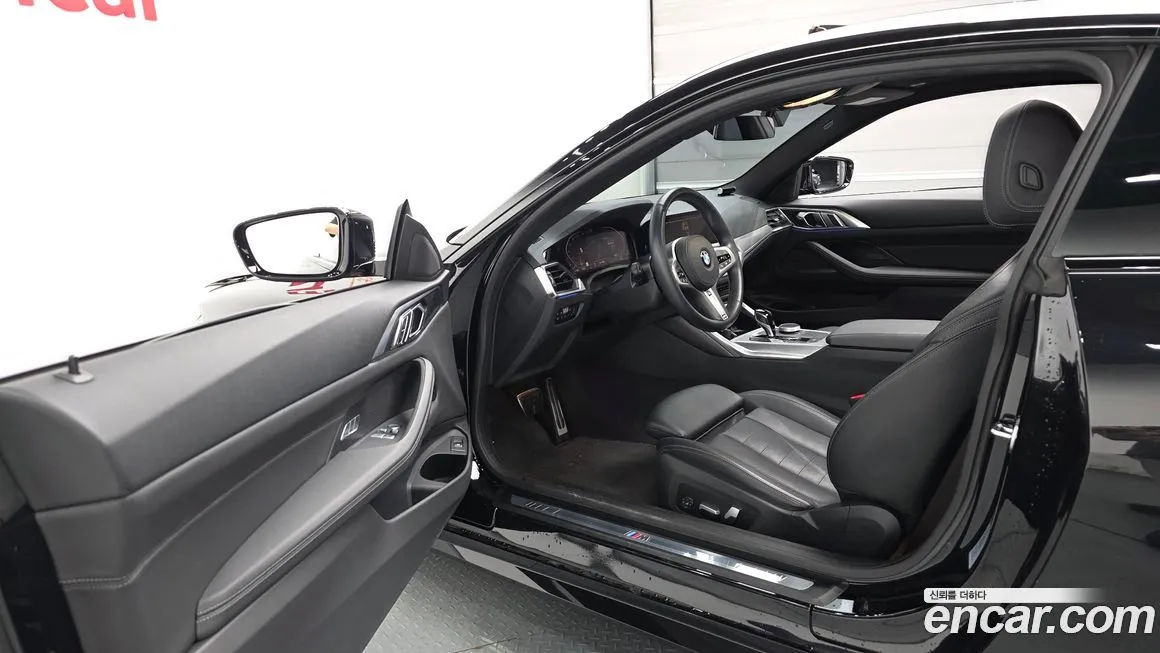 BMW 4-Series 2023 из KR, фото 8