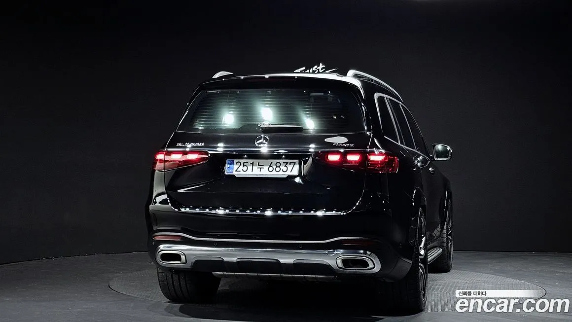 Mercedes-Benz GLS-Class — фото 7