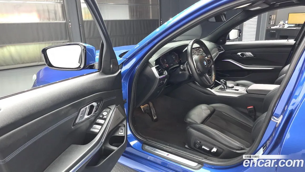BMW 3-Series 2021 из KR, фото 8
