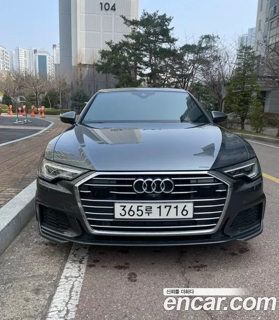Audi A6 — фото 1
