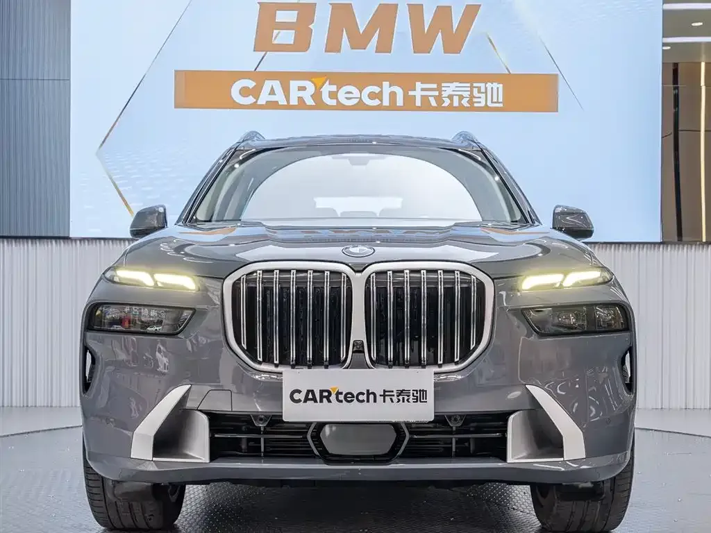 BMW X7 — фото 1