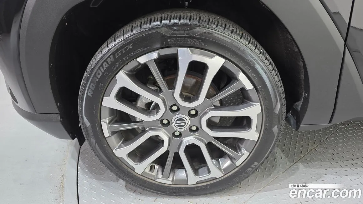 KG Mobility (Ssangyong) Torres — фото 9