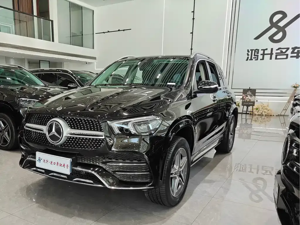 Mercedes-Benz GLE — фото 1