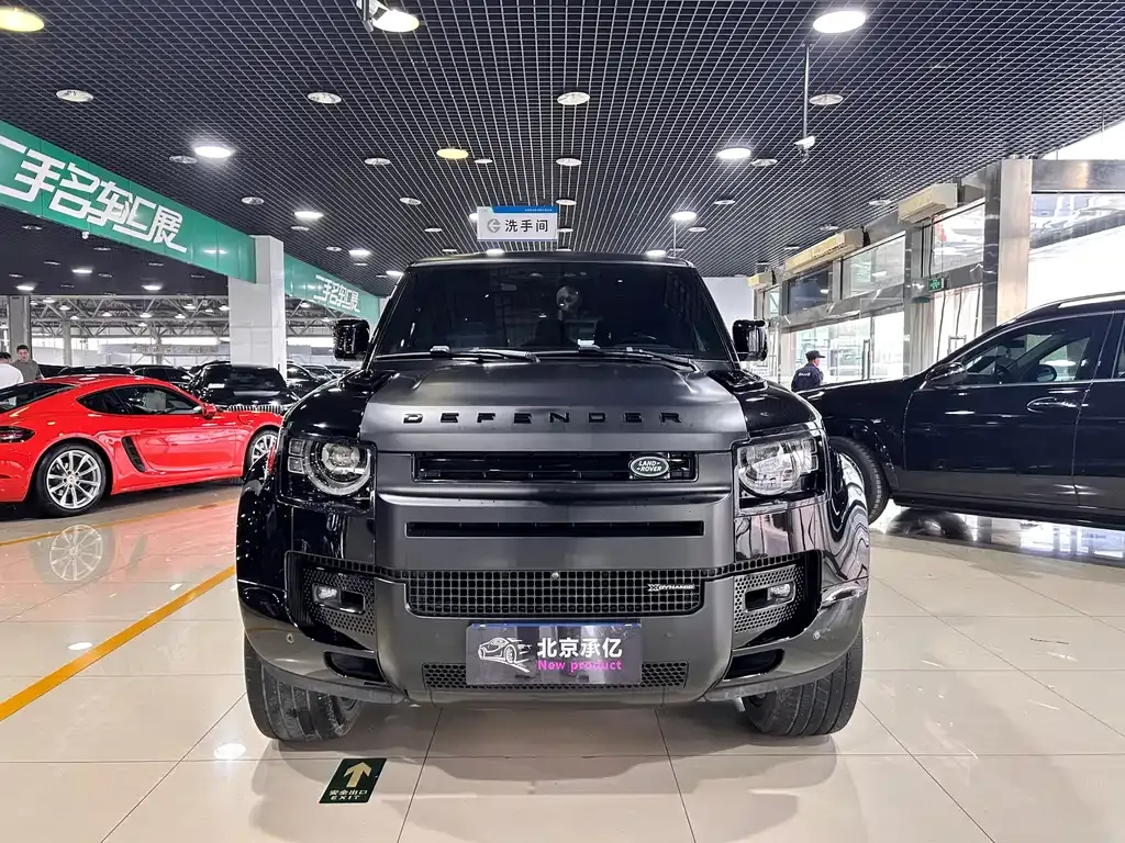 Land Rover Defender — фото 10