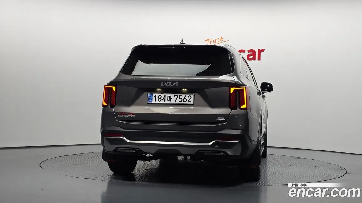 Kia Sorento — фото 4