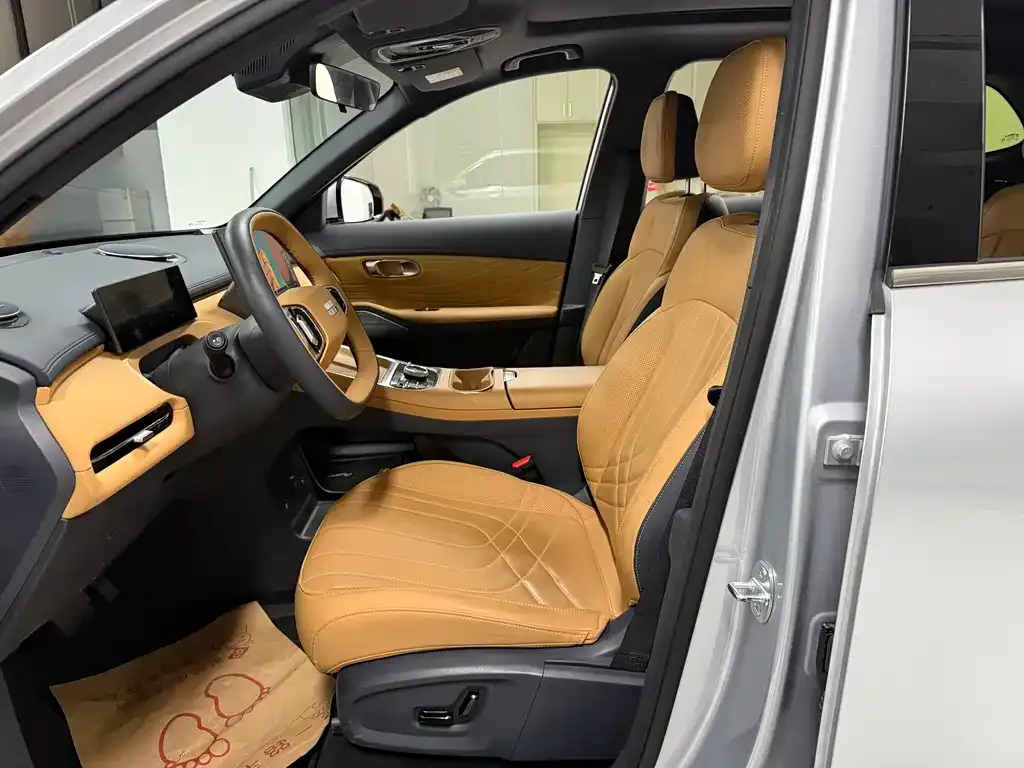 Geely Galaxy Xingjian 7 2025 из CN, фото 6