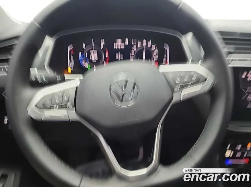 Volkswagen Tiguan 2022 из KR, фото 10