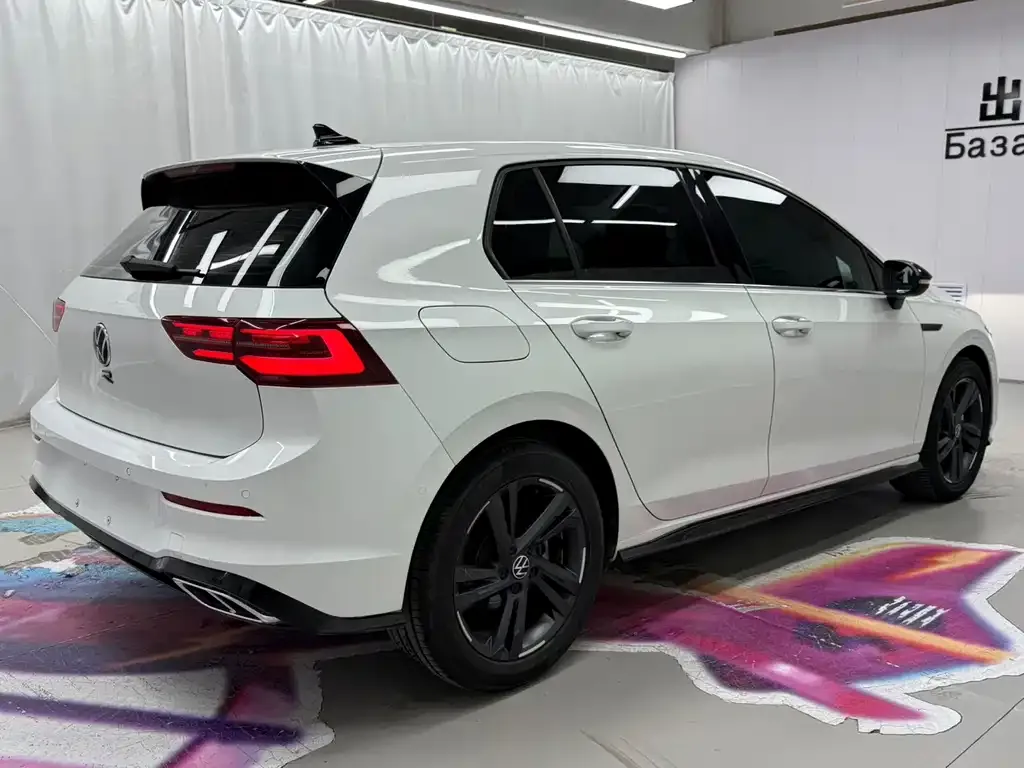 Volkswagen Golf 2022 из CN, фото 2